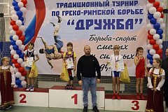 Юные борцы Самойловского района стали победителями и призерами турнира «Дружба»