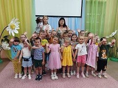«Час веселых затей» прошел в «Ромашке»