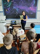 Ученики Благовещенской школы открыли для себя тайны Вселенной на информационно-познавательном часе "Дорога к звездам"