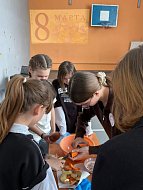 Мероприятие «А ну-ка, девушки!» прошло в Красавской школе