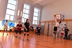 В Самойловке прошли соревнования по волейболу среди школьников