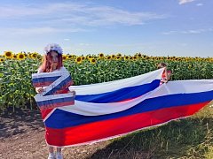 В знак поддержки российских солдат святославцы провели акцию «Zа праVду»