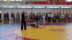 Самойловская ДЮСШ выступила на межрегиональном турнире по вольной борьбе