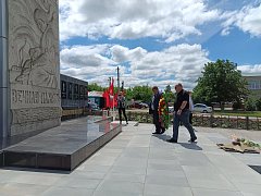 Минутой молчания самойловцы почтили память погибших в годы Великой Отечественной войны