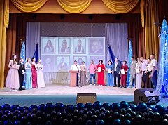 ПУСТЬ ПОКОРЯЮТСЯ ВАМ НОВЫЕ ВЕРШИНЫ!