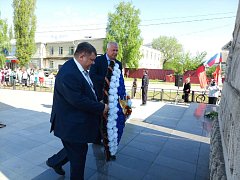 В р.п. Самойловке прошёл митинг в честь Великой Победы