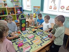 Дошкольники из «Березки» изучили Правила дорожного движения
