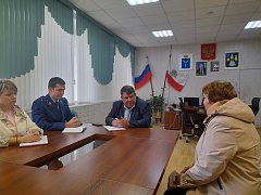 Глава района провел прием граждан