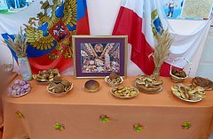 В «Ромашке» прошла выставка хлеба