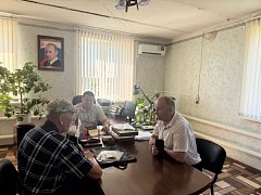 Глава Святославского МО провел прием граждан