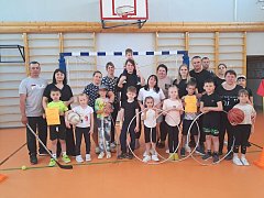 Спортивный праздник «Папа, мама, я – спортивная семья» прошел в Самойловской средней школе