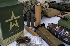 Волонтер рассказал школьникам о том, как их писем ждут бойцы