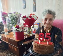 К педагогу – с поздравлениями!