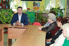 Депутат Алексей Кольцов встретился с общественниками