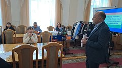 Главе КФХ Виктору Анатольевичу Семикину вручили общественную медаль