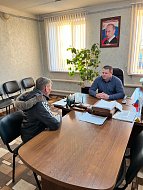 Глава Святославского поселения провел приём граждан