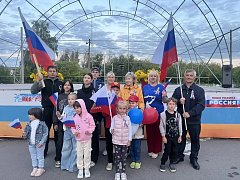 Прошли мероприятия в честь Дня флага