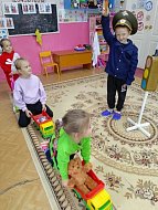 Дошкольники вспомнили правила безопасности на дороге