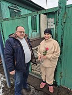 Депутаты городского Совета поздравили с 8 Марта матерей участников СВО