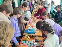 В Красавской школе ярмарка собрала много участников