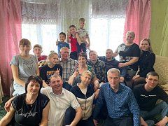 Жители с. Полоцкое приняли участие в фотоконкурсе «Моя любимая семья»
