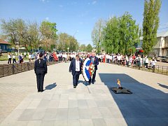 В р.п. Самойловке прошёл митинг в честь Великой Победы