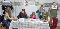 Школьники из Каменки нарисовали рисунки для бойцов